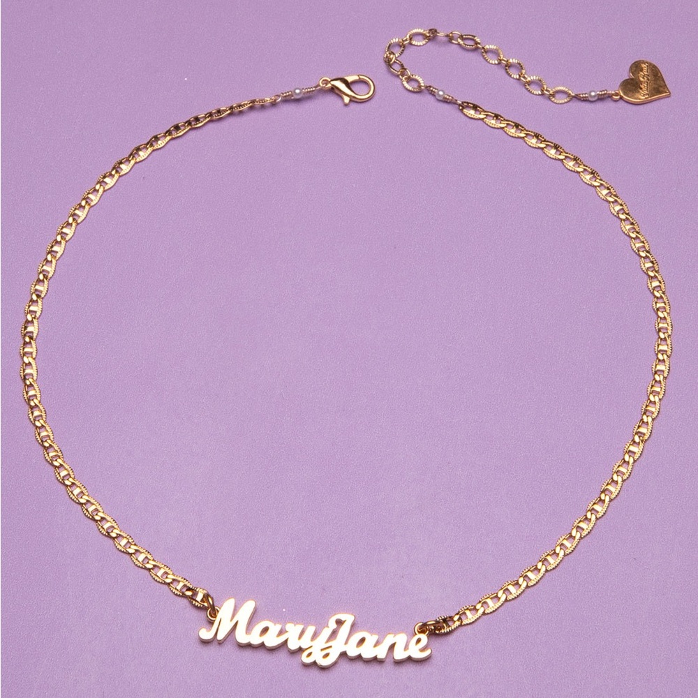 MARY JANE 2.0 NAMEPLATE NECKLACE in 18k gold